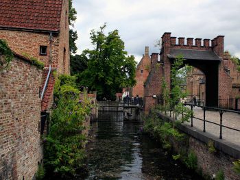 Ankh morpork brugge dizary