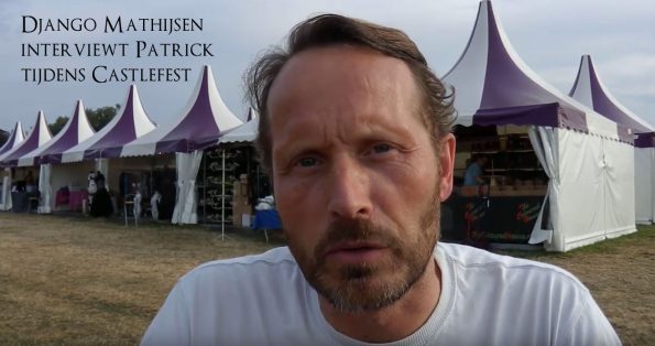 Django Mathijsen interviewt Patrick Berkhof tijdens castlefest 2019